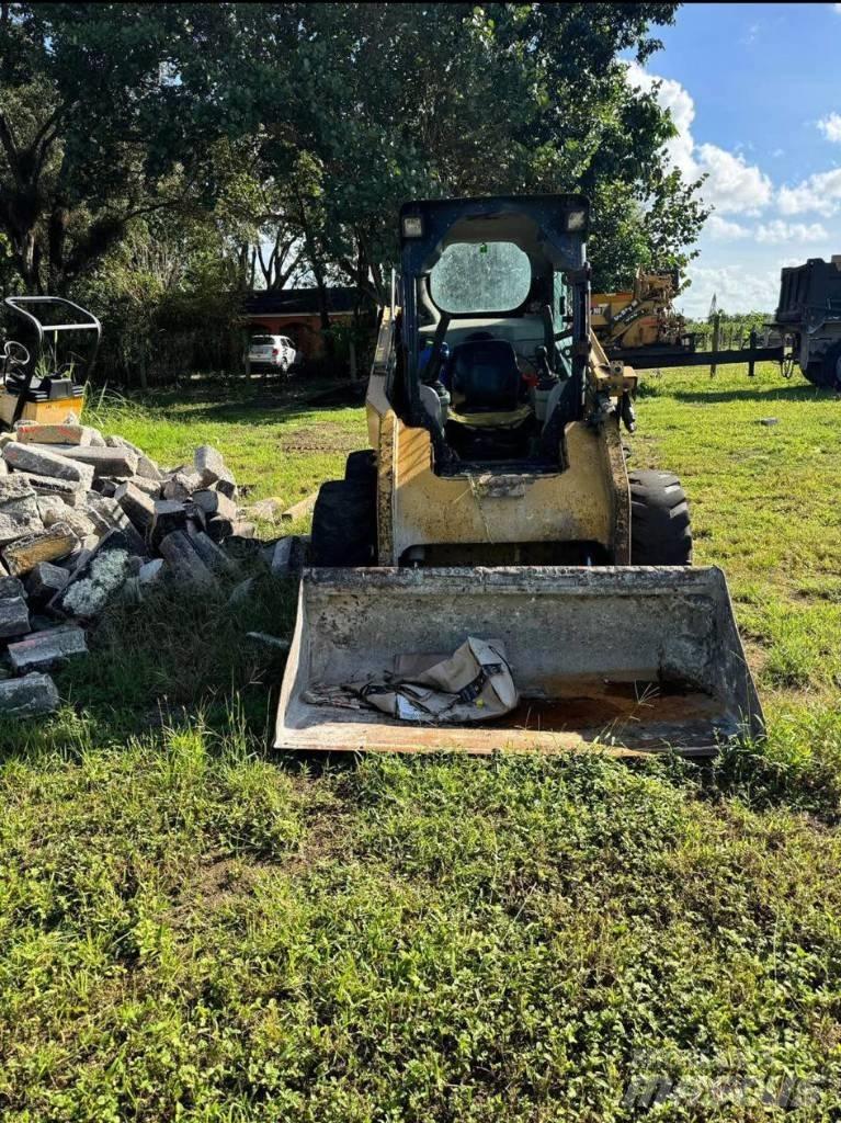 CAT 248C Minicarregadeiras