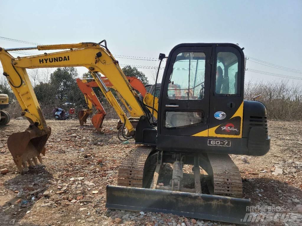 Hyundai R60-7 Miniescavadeiras