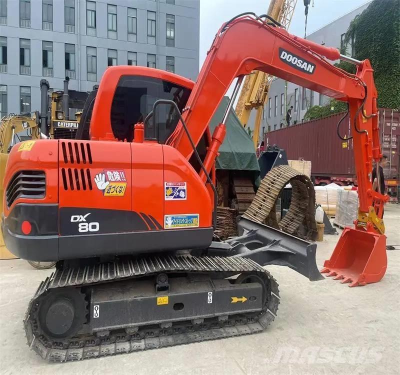 Doosan DX80 Escavadoras Midi 7t - 12t