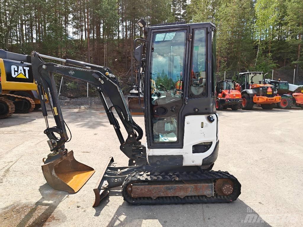 ECM ES 18 ZT Miniescavadeiras