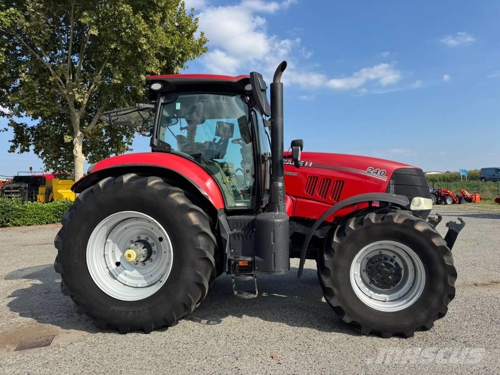 Case IH Puma 240 CVX Tratores Agrícolas usados