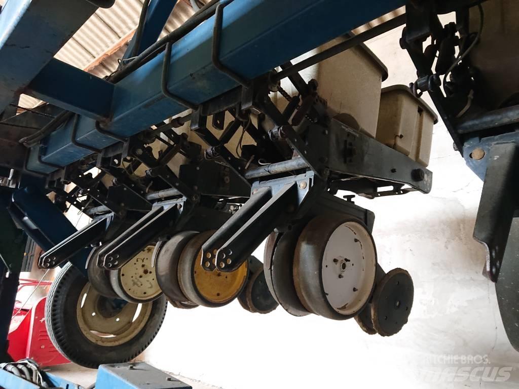 Kinze 2300 Semeadoras de precisão
