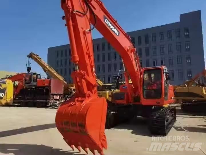 Doosan DX225LC Escavadeiras de esteiras