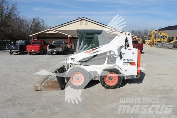 Bobcat S590 Minicarregadeiras