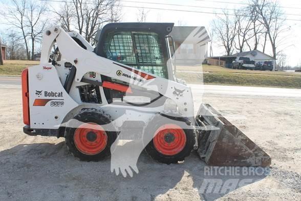 Bobcat S590 Minicarregadeiras