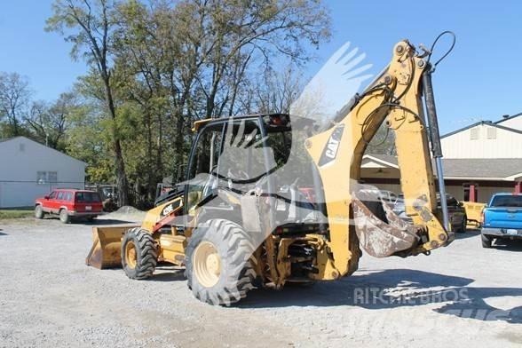 CAT 420E Retroescavadeiras