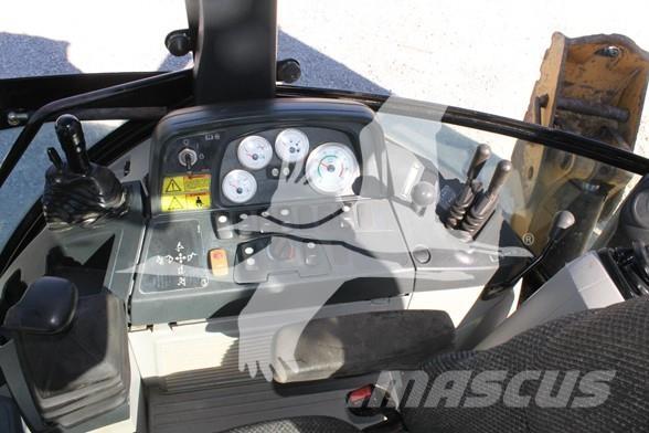 CAT 420E Retroescavadeiras