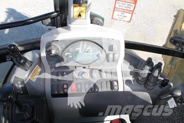 CAT 420F2 Retroescavadeiras