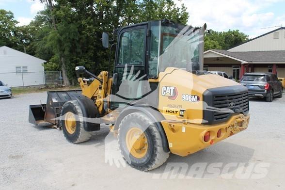 CAT 906M Carregadeiras de rodas