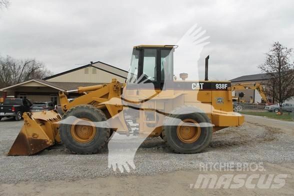 CAT 938F Carregadeiras de rodas