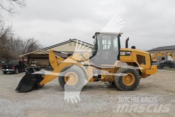 CAT 938M Carregadeiras de rodas