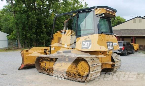 CAT D6K2 LGP Dozers - Tratores rastos