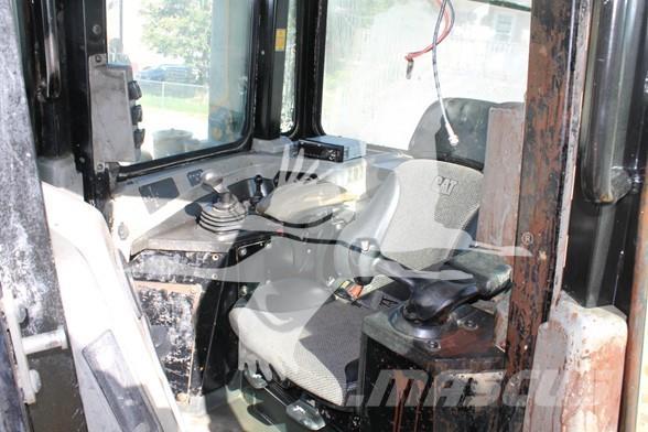 CAT D6T LGP Dozers - Tratores rastos