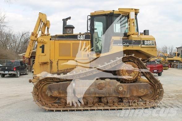 CAT D8R Dozers - Tratores rastos