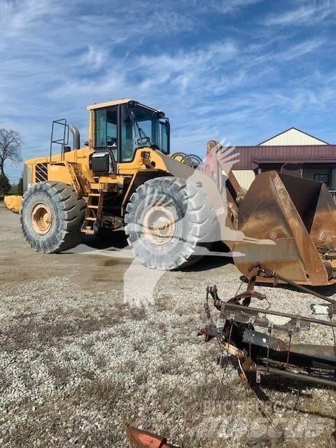 Volvo L220F Carregadeiras de rodas
