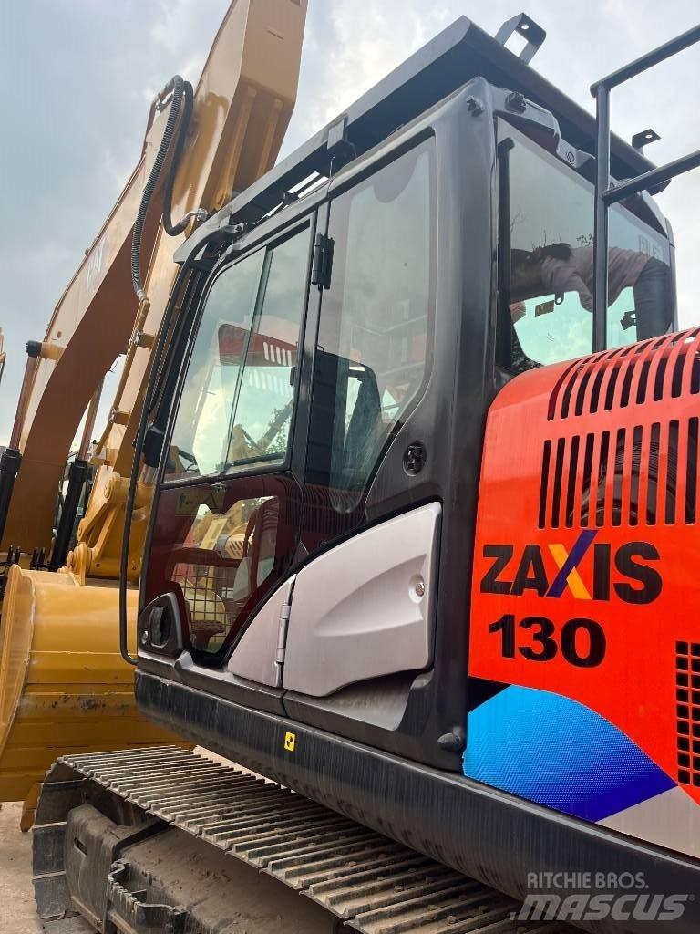 Hitachi 130-5 Escavadeiras de esteiras