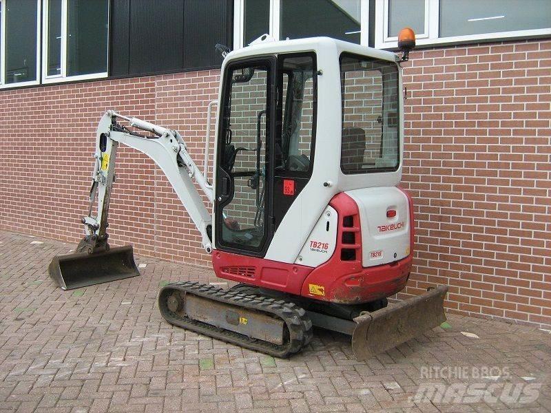 Takeuchi TB216 Miniescavadeiras