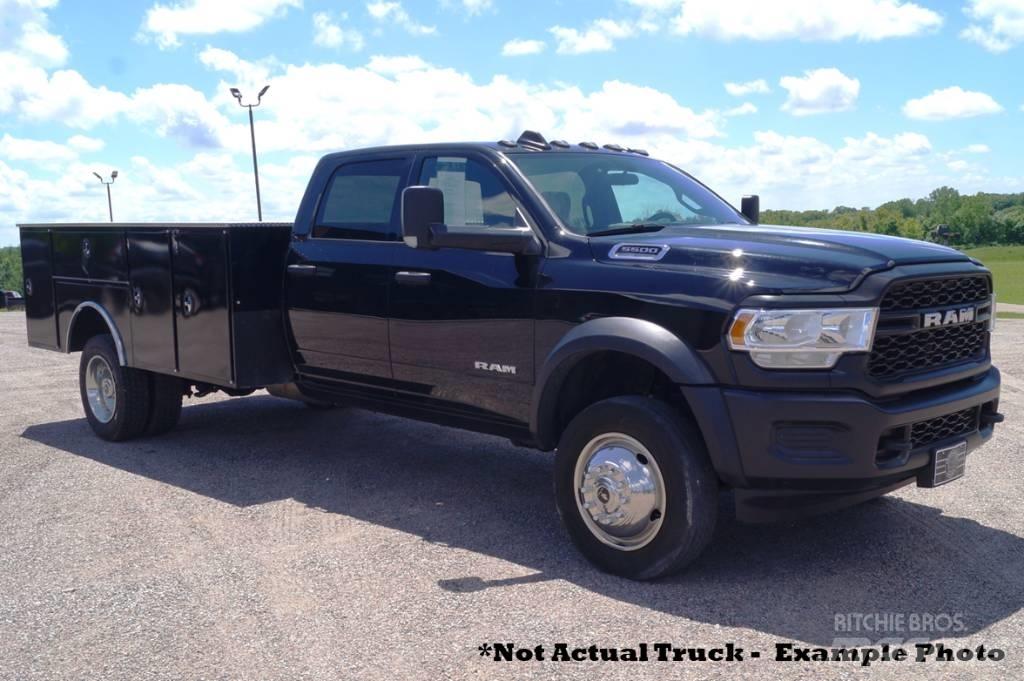 RAM 5500 TRADESMAN Pick up de caixa aberta