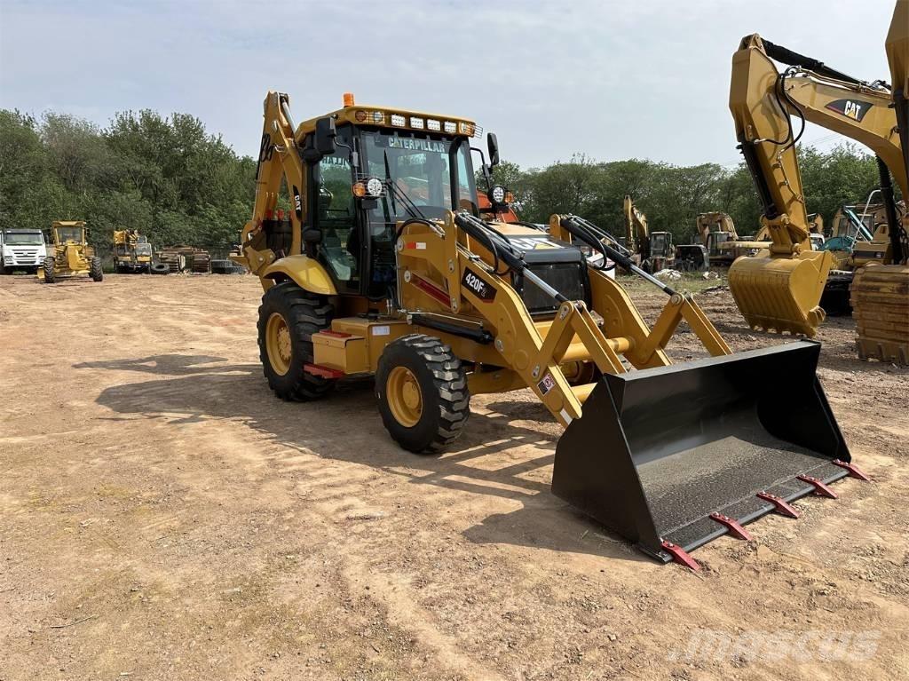 CAT 420 F2 Retroescavadeiras