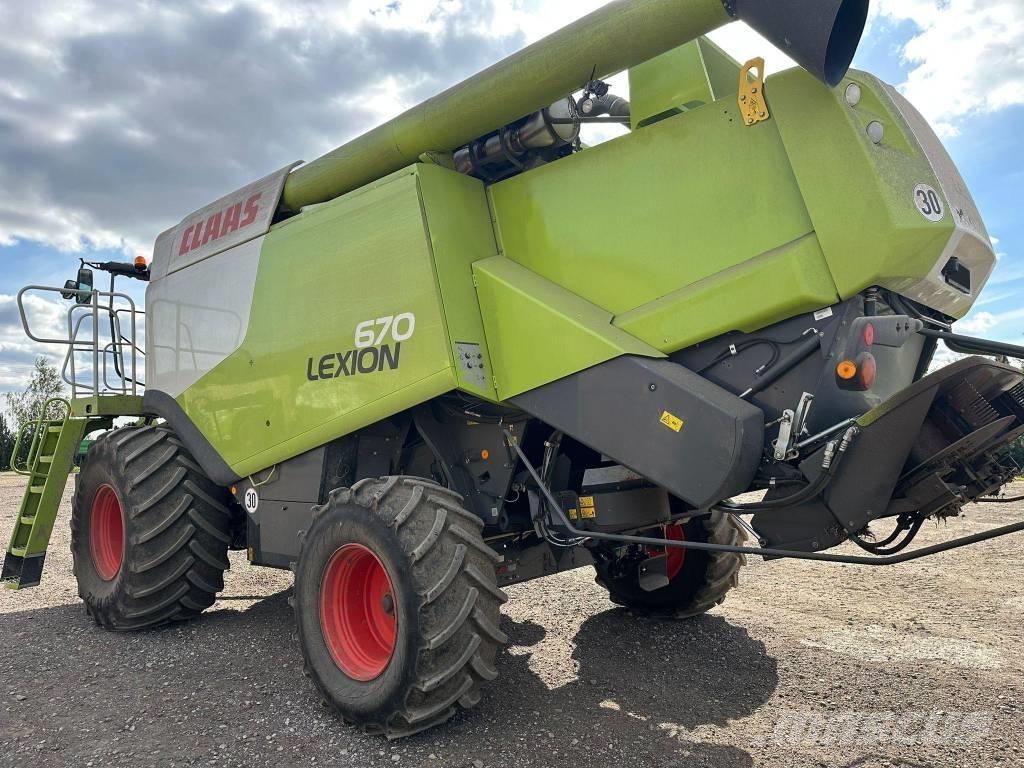 CLAAS Lexion 670 Ceifeiras debulhadoras