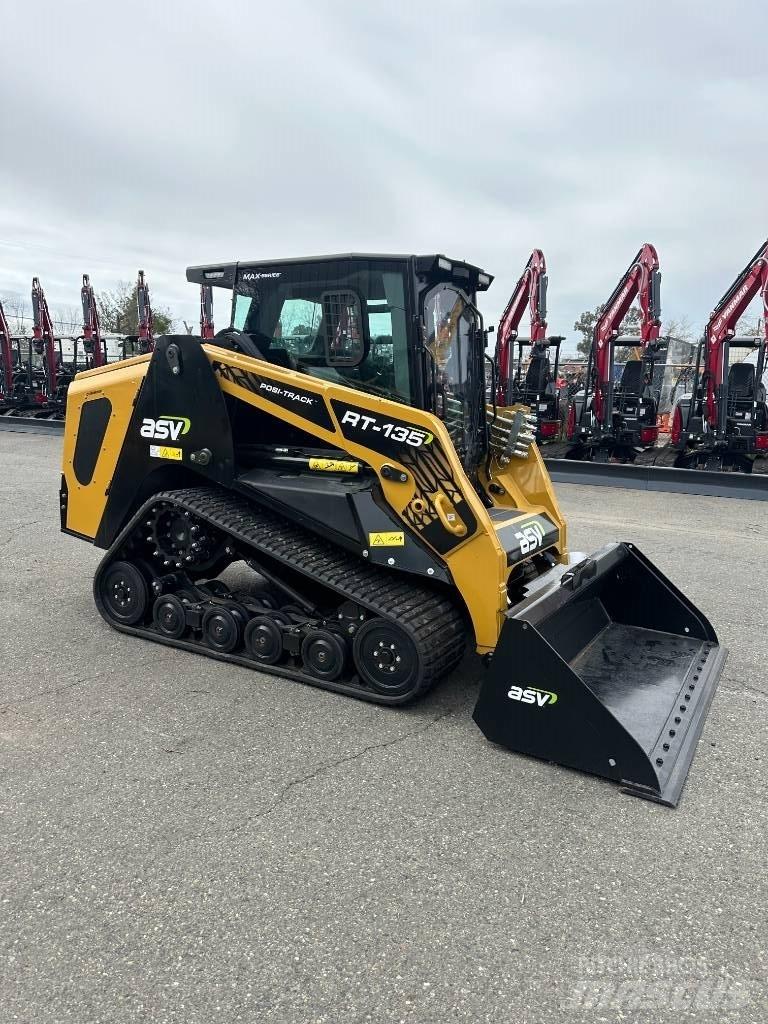 ASV RT135 Minicarregadeiras