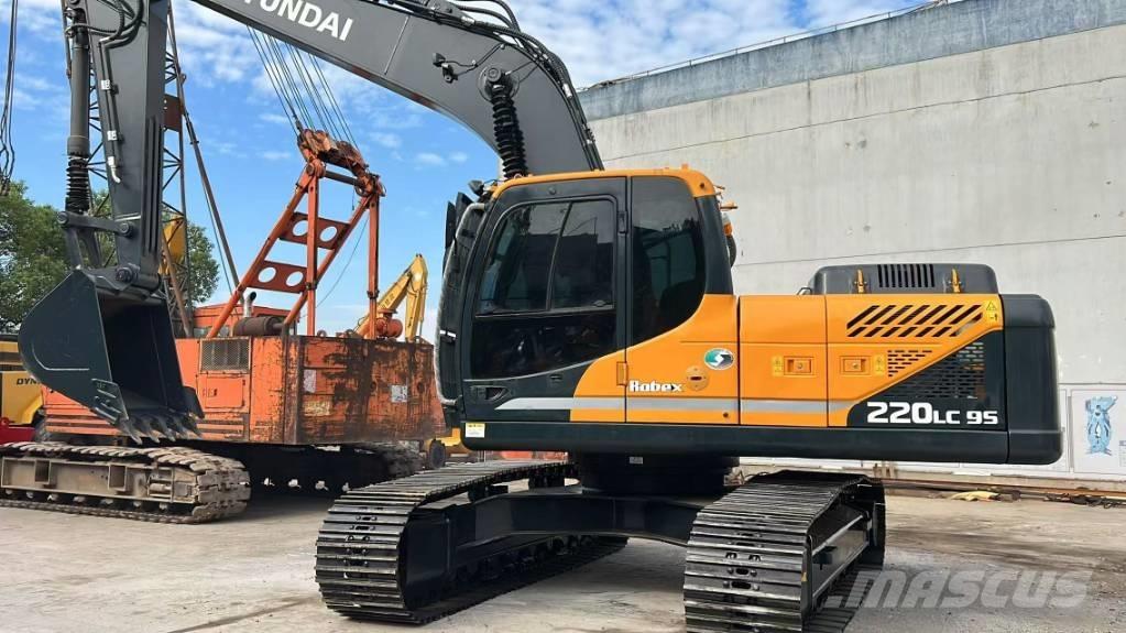 Hyundai R220LC-9S Escavadoras Midi 7t - 12t