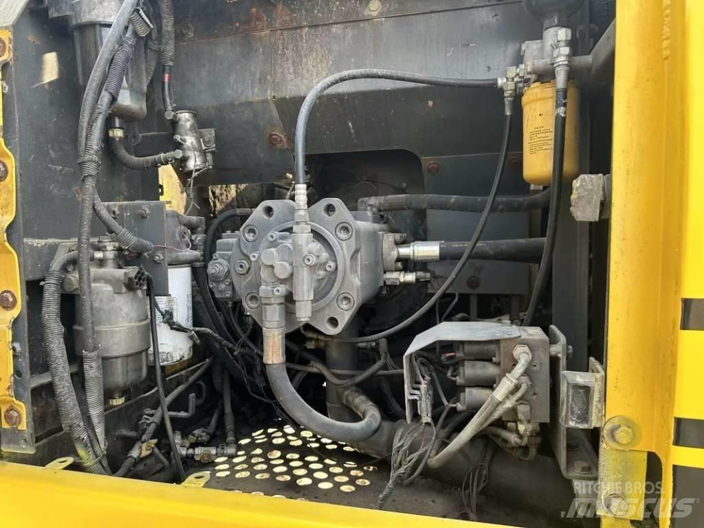 Sumitomo SH200-5 Escavadeiras de esteiras