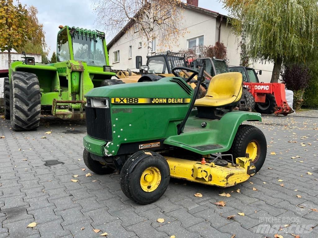 John Deere LX 188 Corta-Relvas Riders