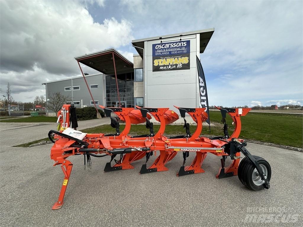 Kubota RM2005V Charruas reversíveis