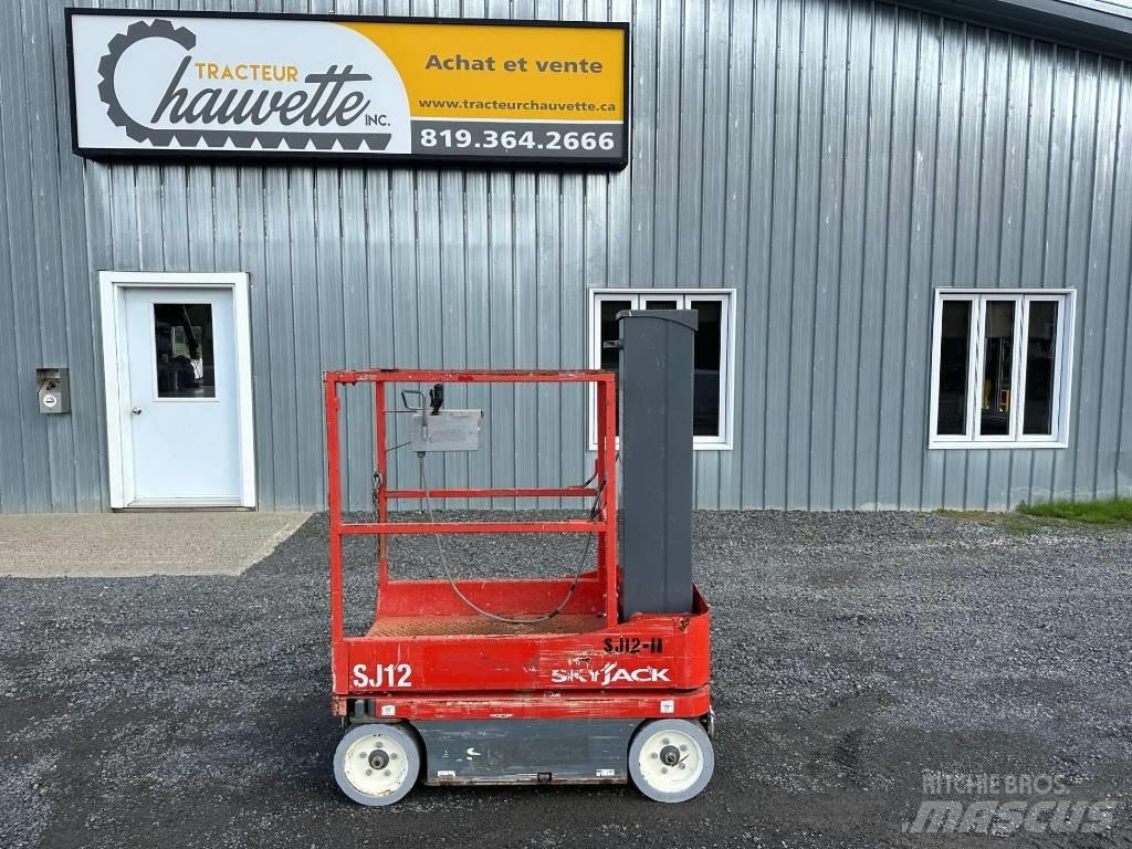 SkyJack SJ 12 Elevadores de tesoura