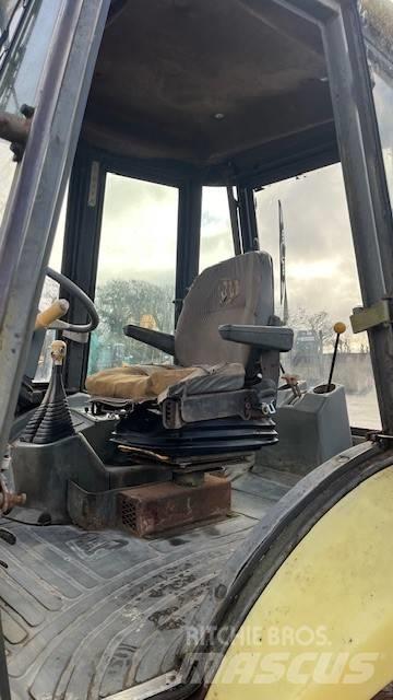 JCB 3 CX Retroescavadeiras
