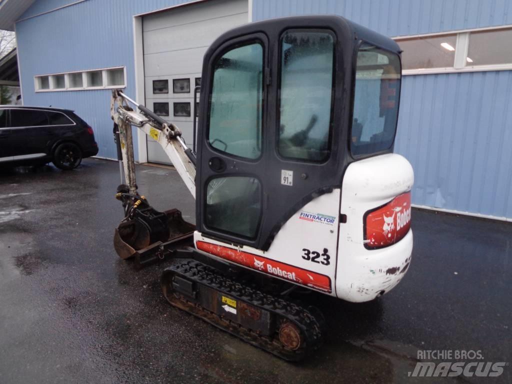 Bobcat 323 Miniescavadeiras