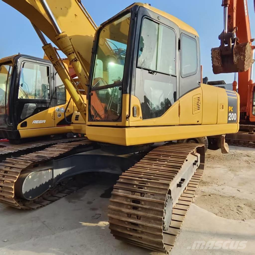 Komatsu PC 200-7 Escavadeiras de esteiras