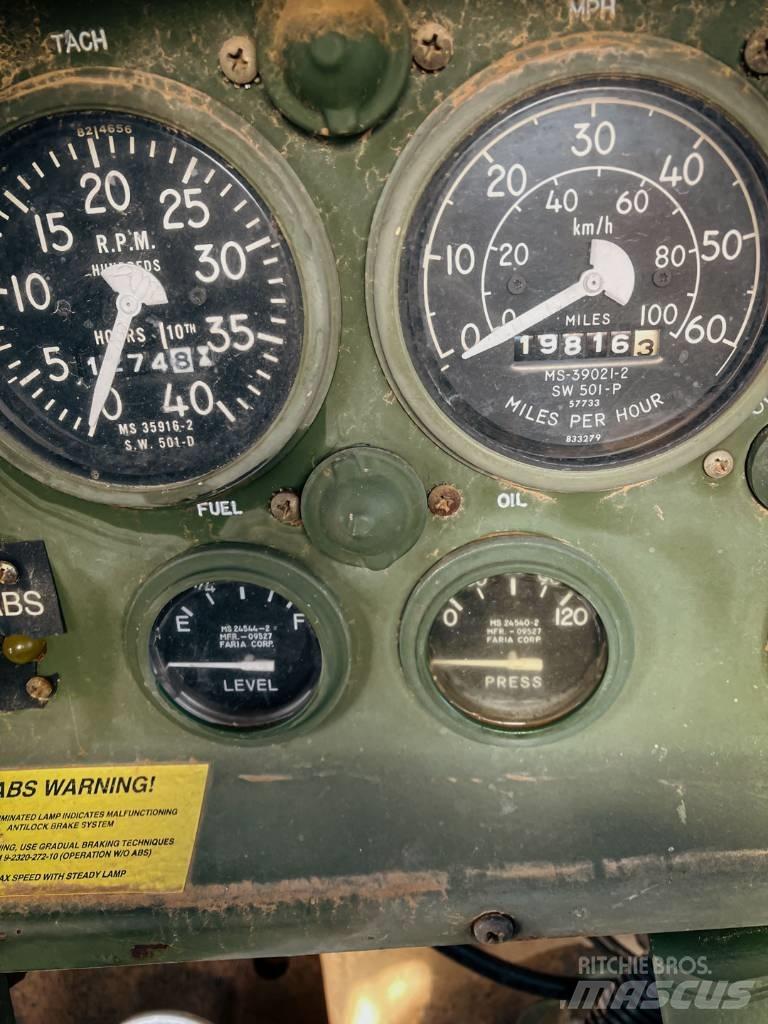 BMY M931A2 Auto-tanques