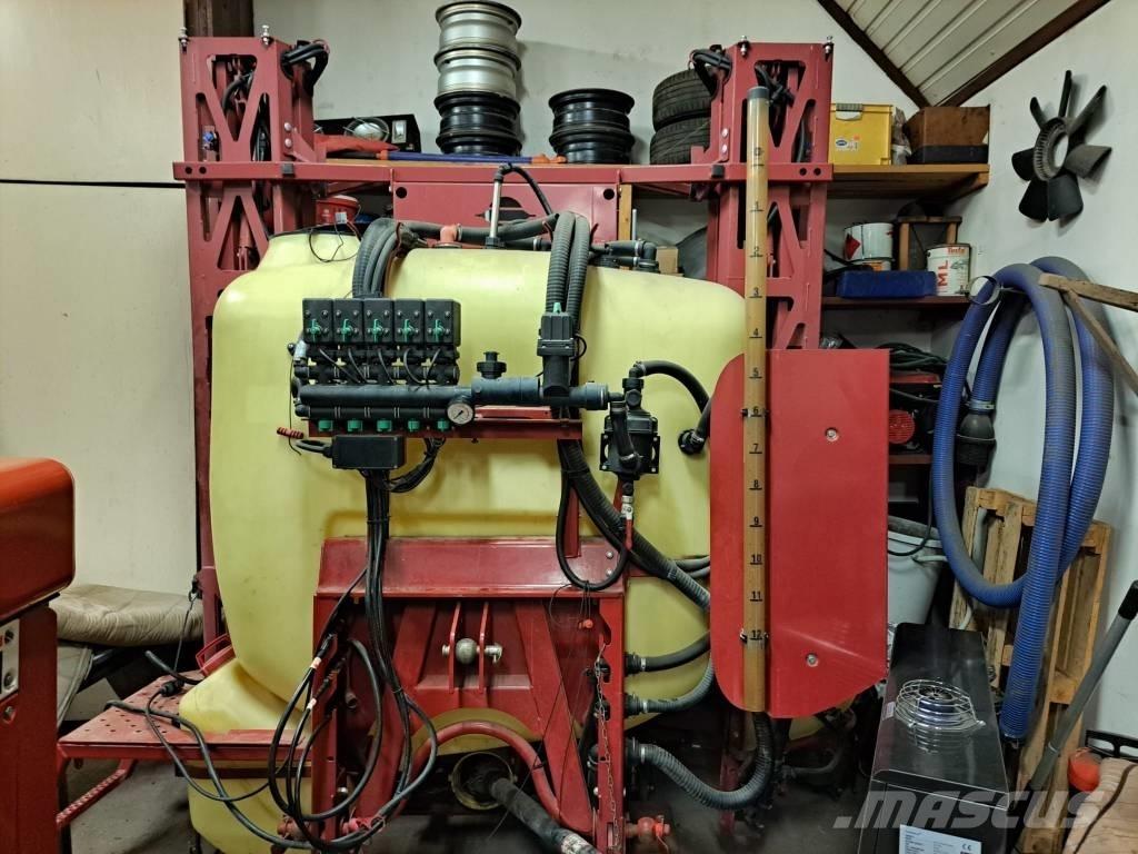 Hardi Master 1200 Pulverizadores montados