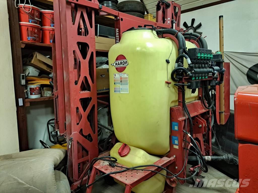 Hardi Master 1200 Pulverizadores montados