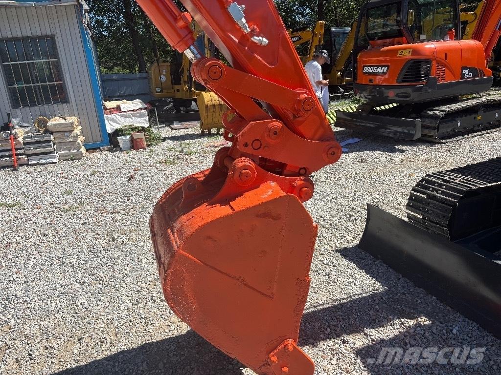Hitachi ZX 70 Miniescavadeiras