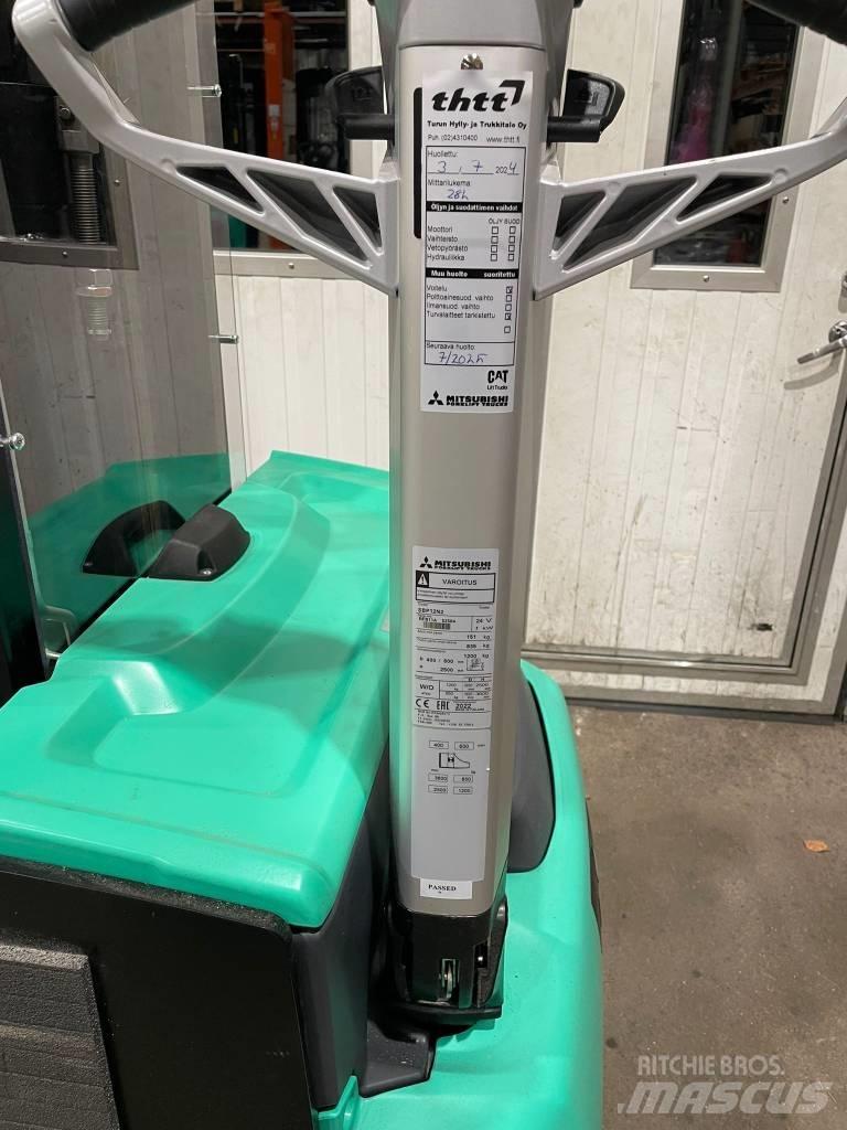 Mitsubishi SBP12N3 Empilhador para operador externo