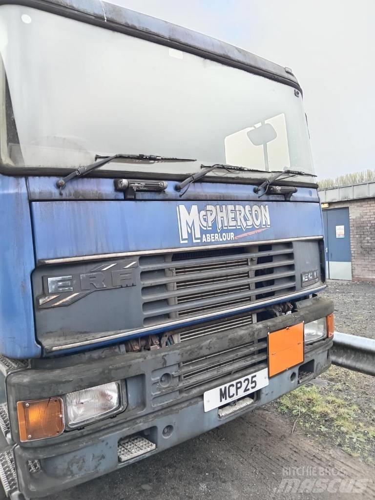 ERF EC11 Cavalos Mecânicos