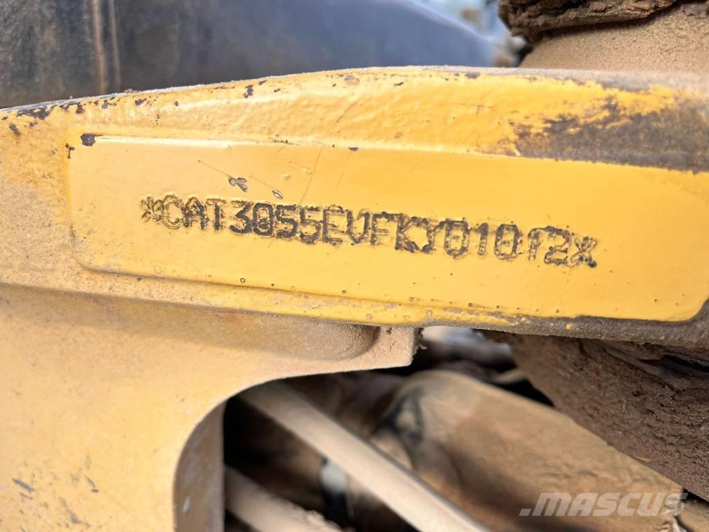 CAT 305.5 Miniescavadeiras