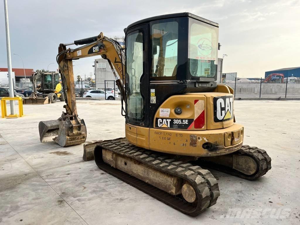 CAT 305.5 Miniescavadeiras