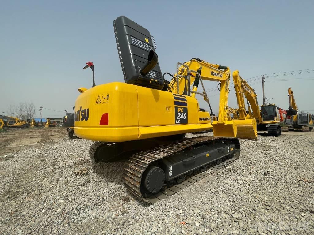 Komatsu PC 240 Escavadeiras de esteiras