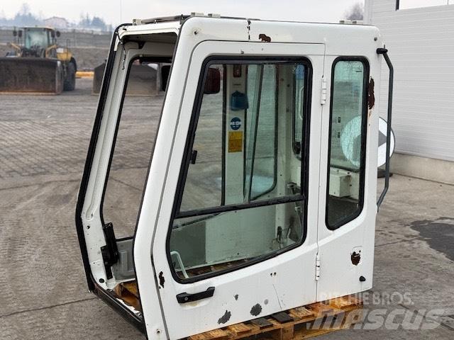 Liebherr R 944 B CAB Cabina