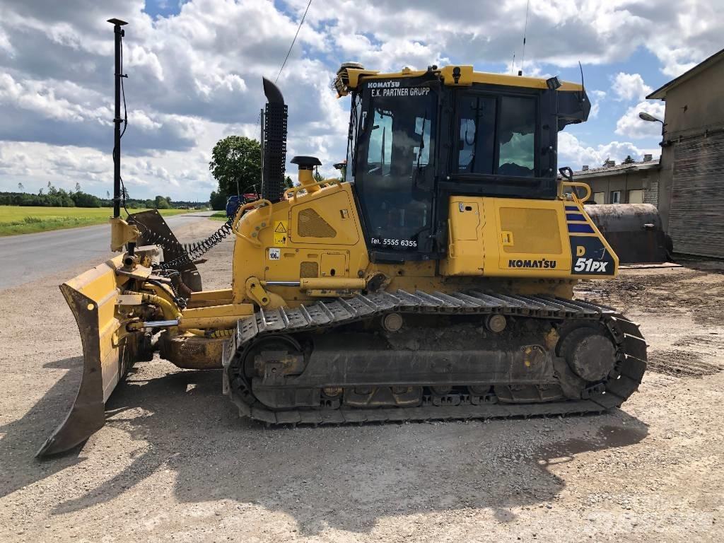 Komatsu D51PX-24 Dozers - Tratores rastos