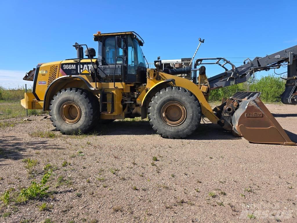 CAT 966 M Carregadeiras de rodas