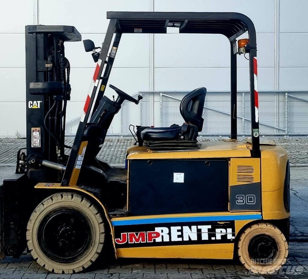 CAT EP 30 K PAC Empilhadores eléctricos