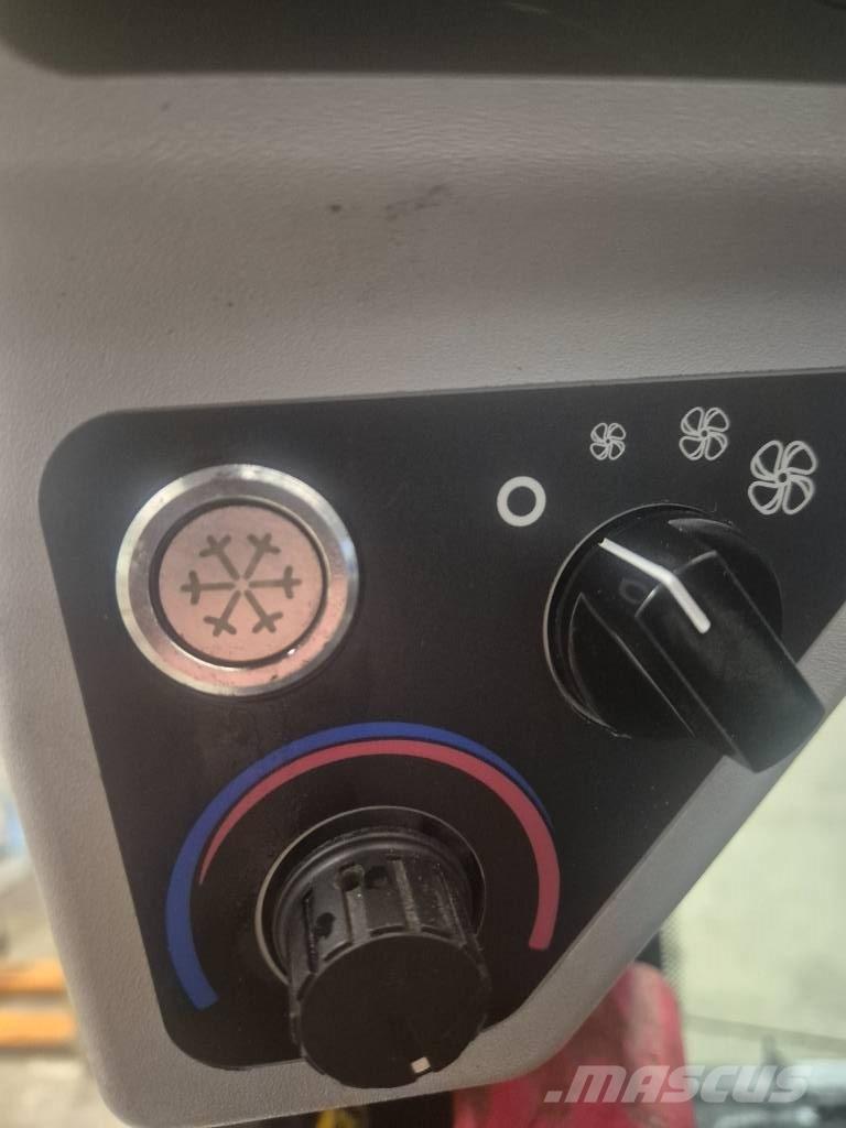 JCB 155 Minicarregadeiras