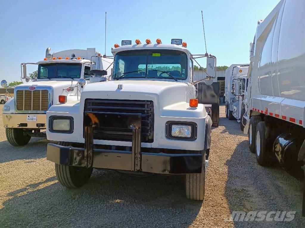Mack RD 688 S Camiões de lixo