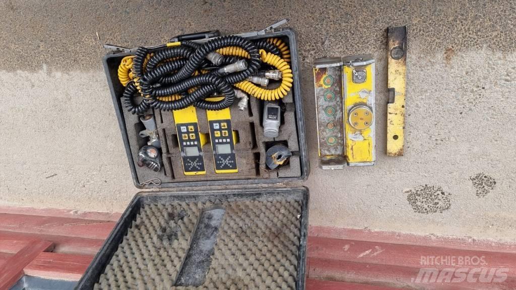 Bomag BF 300 Espalhadoras de asfalto
