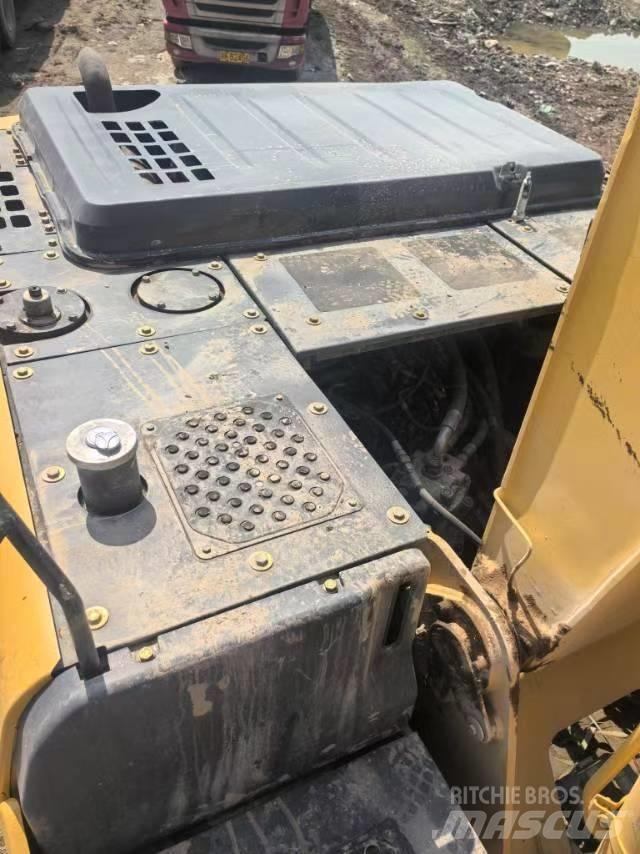 Sumitomo SH200-5 Escavadeiras de esteiras
